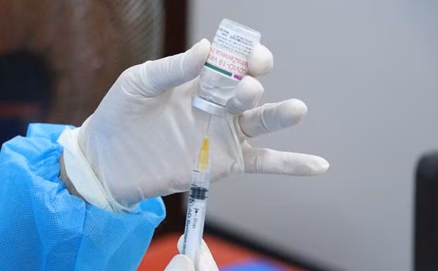 Chính phủ Anh và CH Czech viện trợ hơn 660.000 liều vaccine phòng COVID-19 cho Việt Nam