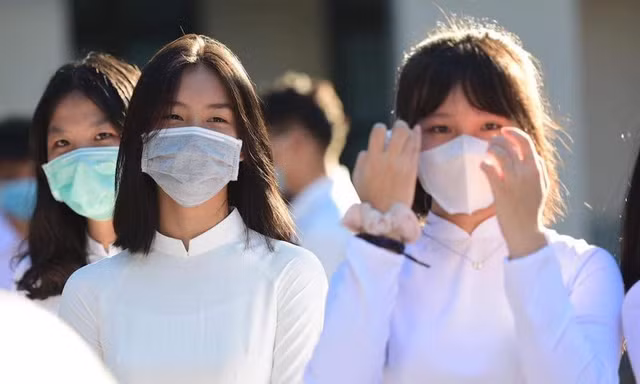 Thi tốt nghiệp THPT 2025: Chung đề, chung đợt các tỉnh được tự quyết đến đâu?