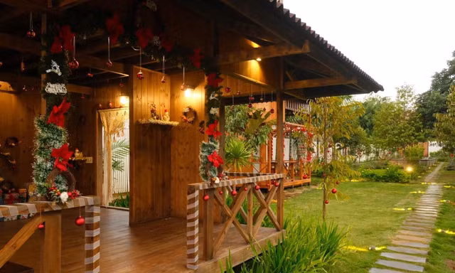 Đón Giáng sinh trong nhà vườn ở Buôn Ma Thuột đẹp như cổ tích, tha hồ vi vu đến mỏi chân