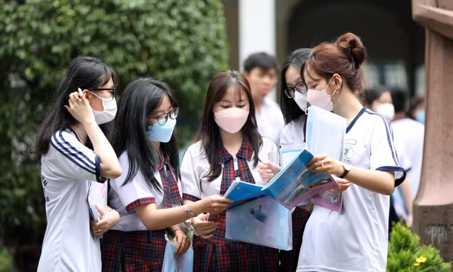 Sau khi biết điểm kỳ thi tốt nghiệp THPT 2023, các thí sinh cần làm ngay việc này