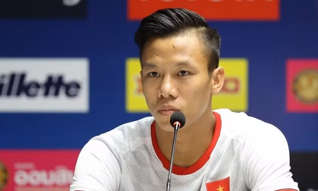 Dừng chân ở Bán kết AFF Cup 2020, đội trưởng ĐT Việt Nam lên tiếng xin lỗi người hâm mộ