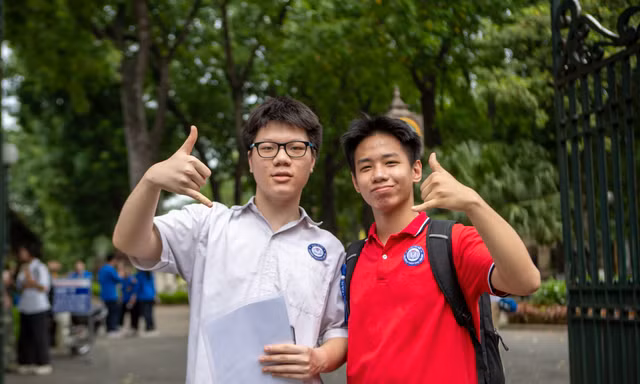 Gợi ý giải đề thi môn Ngữ văn kỳ thi vào lớp 10 công lập tại Hà Nội năm 2025