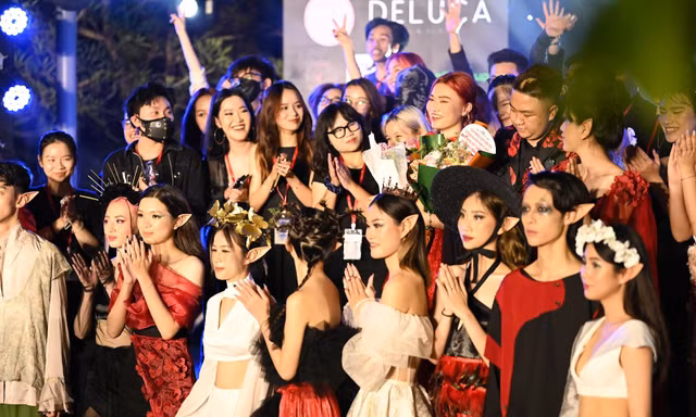 Sinh viên Đại học Anh Quốc Việt Nam tổ chức show thời trang đầy sáng tạo