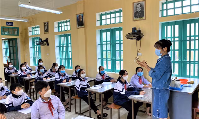 Xuất hiện các chùm ca mắc COVID-19 tại trường học, Bộ GD&ĐT chỉ đạo khẩn