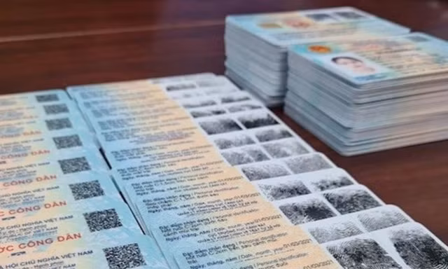 Từ 1/10, dừng giao dịch chứng khoán online nếu 'thiếu' CCCD gắn chip