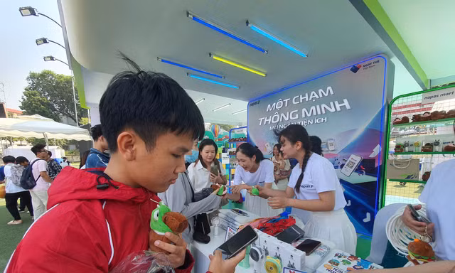 Đến Ngày Thẻ Việt Nam 2024 - Sóng Festival tha hồ nhận quà, mua sắm mỏi tay