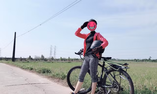 Cô gái Hưng Yên nghỉ hưu năm 27 tuổi để "phát triển nội tâm", dân mạng tranh cãi nảy lửa
