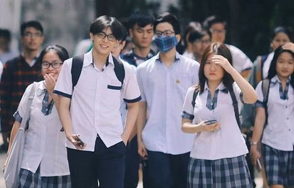 Đề thi tham khảo tổ hợp môn Khoa học Xã hội kỳ thi tốt nghiệp THPT 2021 khó hay dễ?