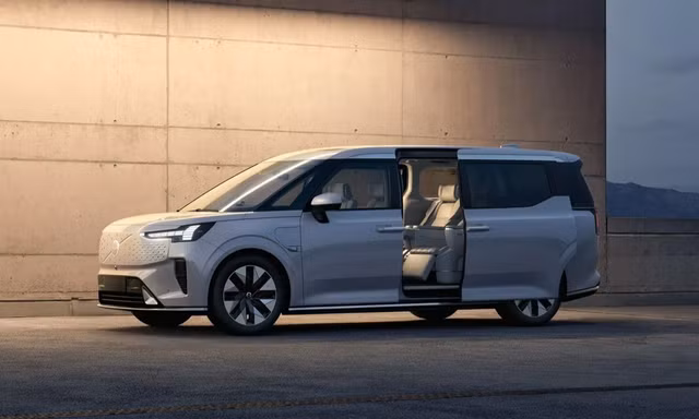 Cận cảnh xe điện EM90 - mẫu minivan đầu tiên của Volvo