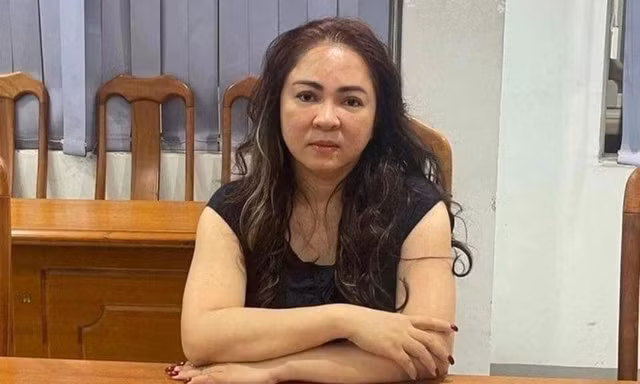 Bà Nguyễn Phương Hằng tố cáo ca sĩ Đàm Vĩnh Hưng