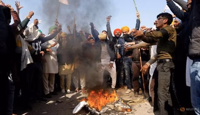 Người biểu tình Ấn Độ phản đối luật mới. (Ảnh: Reuters)