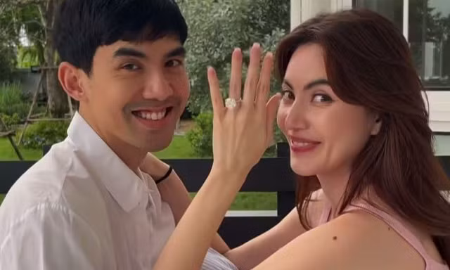Cặp đôi "Tình Người Duyên Ma" Mai Davika - Ter Chantavit đính hôn sau 7 năm gắn bó