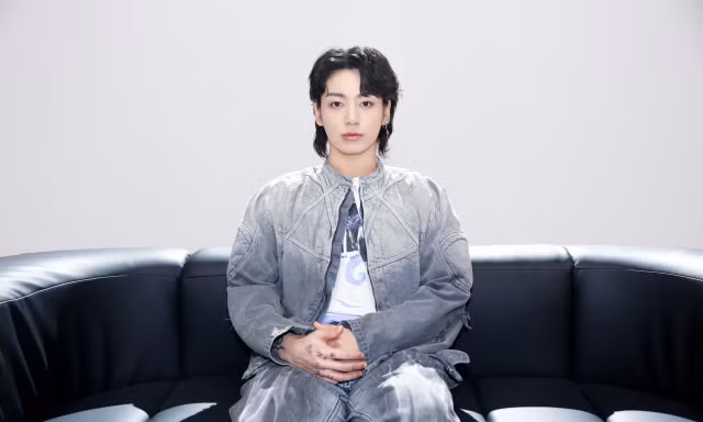 Jung Kook BTS đáp trả tin đồn hẹn hò, khẳng định trong lòng chỉ có ARMY