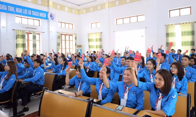 Đại hội điểm Hội Liên hiệp Thanh niên cấp huyện đầu tiên ở Nghệ An