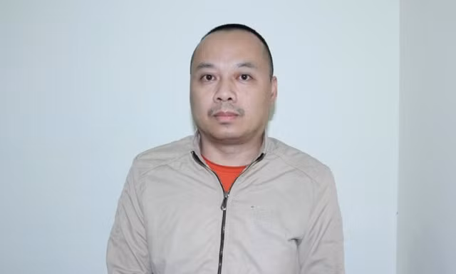 'Nổ' là cán bộ nhà nước, lừa đảo gần 800 triệu đồng