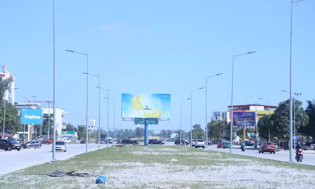 Đội vốn nhiều lần, tuyến đường chưa đến 1km ở TP Vinh vẫn dang dở cả thập kỷ 