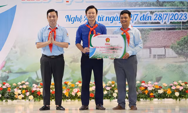 Bế mạc trại huấn luyện Kim Đồng toàn quốc năm 2023 khu vực miền Bắc