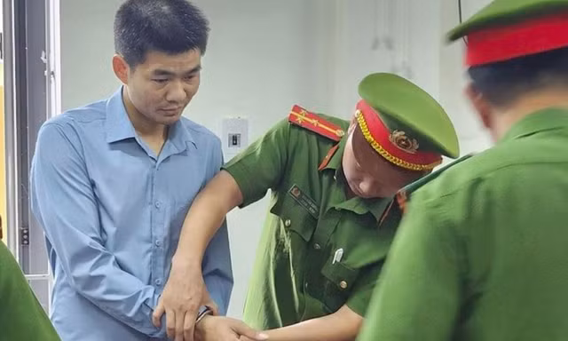 Chiêu chiếm đoạt tiền một cán bộ Ban quản lý dự án ở Nghệ An