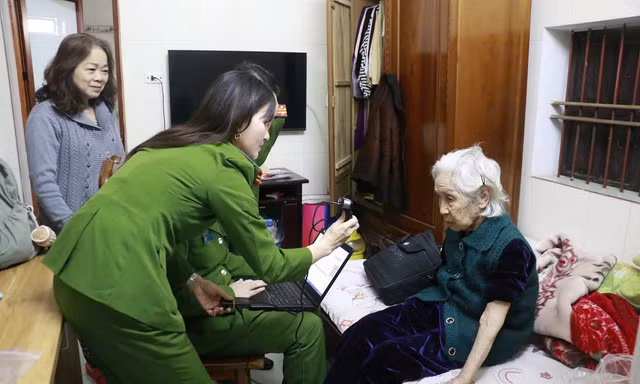Công an Nghệ An thu nhận mẫu ADN thân nhân liệt sỹ chưa xác định danh tính