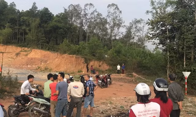 Hiện trường nơi phát hiện thi thể đang phân hủy.
