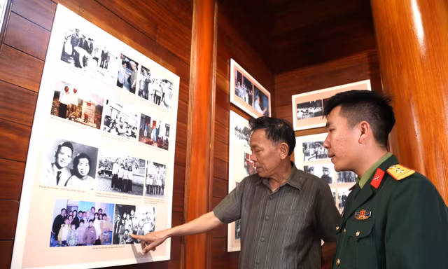 Nhìn gần những hình ảnh, tư liệu quý về Đại tướng Chu Huy Mân
