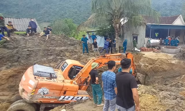 Tin mới vụ sập giếng làm 3 người tử vong ở Nghệ An