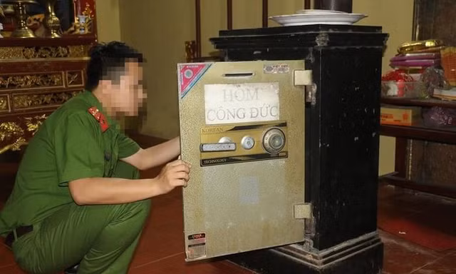Bắt hai đạo chích chuyên đục két sắt đền, chùa