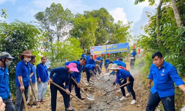 Tuổi trẻ Nghệ An hưởng ứng chiến dịch thanh niên tình nguyện Hè 2023