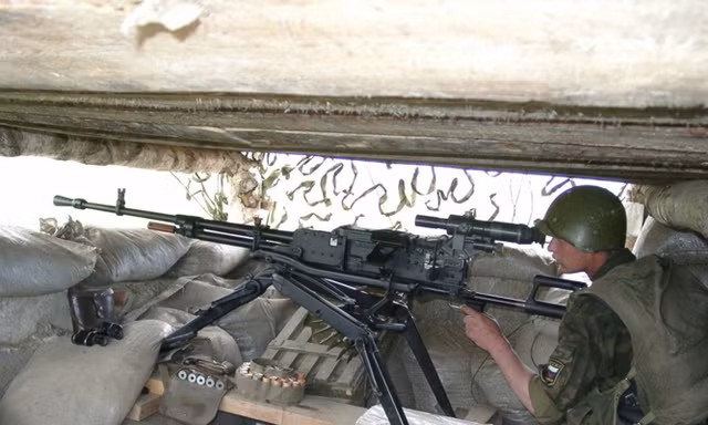 Sức mạnh đáng gờm của súng máy hạng nặng NSV 12.7mm