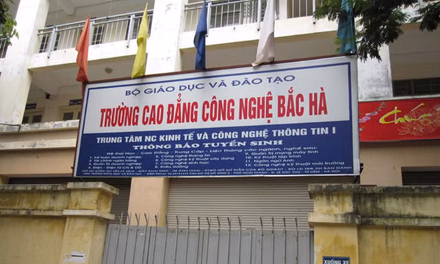 Bộ GD&ĐT yêu cầu gần 50 đơn vị dừng cấp chứng chỉ ngoại ngữ, tin học