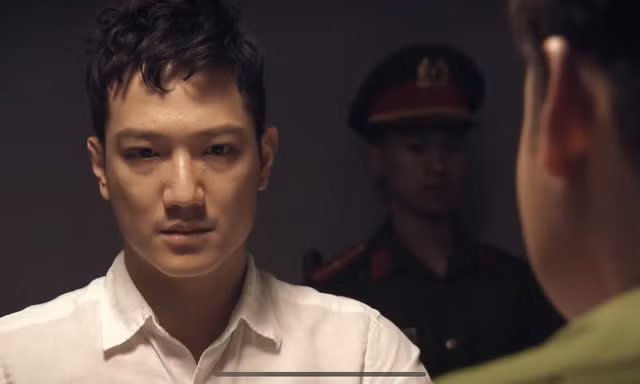 Trần Bạt khai nhận Vũ cầm vali tiền
