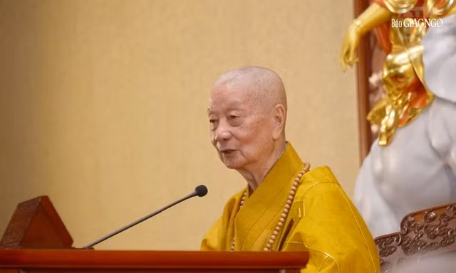 Đức Pháp chủ Thích Trí Quảng: Tâm càng thanh tịnh đời càng bình an