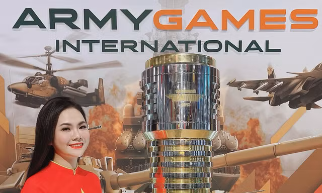 Lương Nguyệt Anh được cử đi thi hát