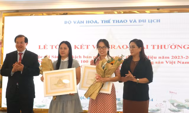 Trao giải kịch bản hướng tới 100 năm thành lập Đảng 