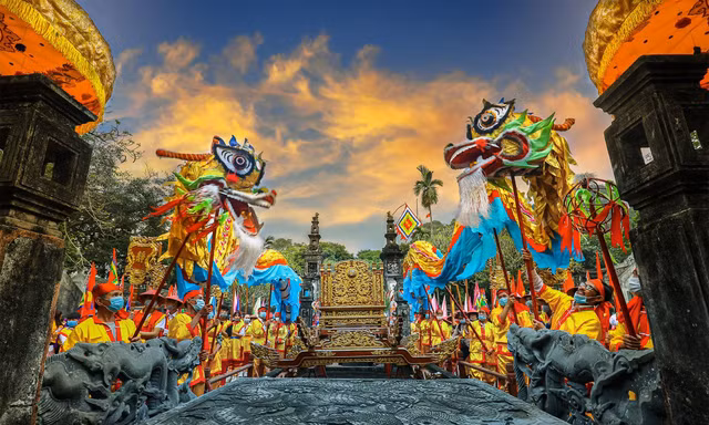 Lễ hội đường phố hấp dẫn ở Festival Tràng An kết nối di sản 