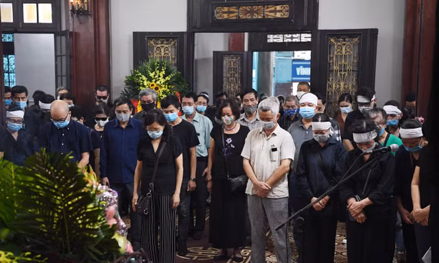 Lời cuối xúc động từ con gái ‘A Phủ’ NSND Trần Phương trong giây phút tiễn biệt cha