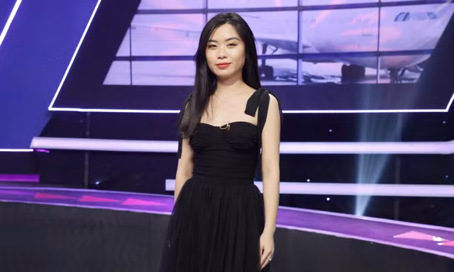 Phương Nhi là thiên kim tiểu thư gia đình kinh doanh kim cương