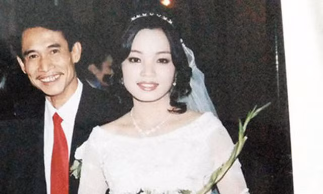 NSƯT Phú Đôn vừa nghỉ hưu sau hơn 40 năm cống hiến cho Nhà hát Kịch Việt Nam. Ảnh: NGUYÊN KHÁNH