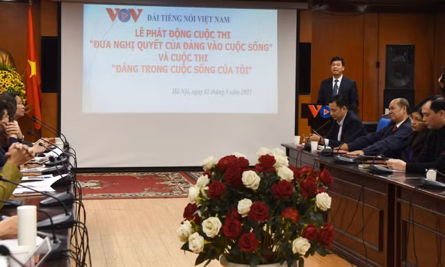 Phát động hai cuộc thi viết về Đảng