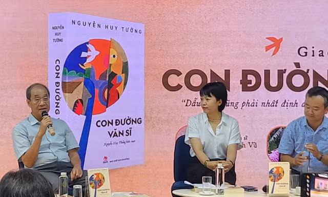 Con trai nhà văn Nguyễn Huy Tưởng từ nhỏ đã đọc nhật ký chuyện riêng tư của cha mẹ 