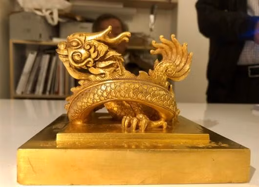 Đang hoàn tất thủ tục hồi hương ấn vàng triều Nguyễn