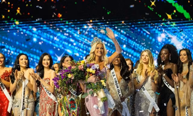 Khoảnh khắc đăng quang của tân Miss Universe 2024 Victoria Theilvig