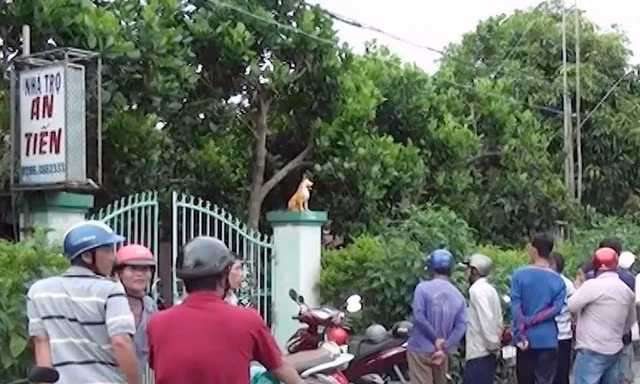 Nhà trọ nơi 4 đôi nam nữ mua bán dâm