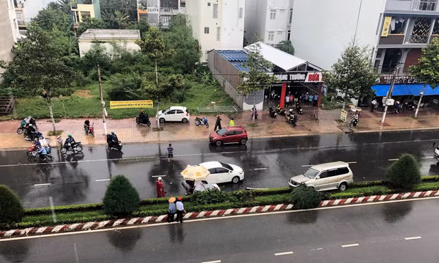 Nhân viên rửa xe tông chết người trong lúc hành nghề