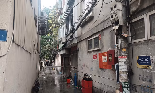 Nhân chứng kể thời điểm lửa ngùn ngụt khiến 3 người tử vong tại Hà Nội