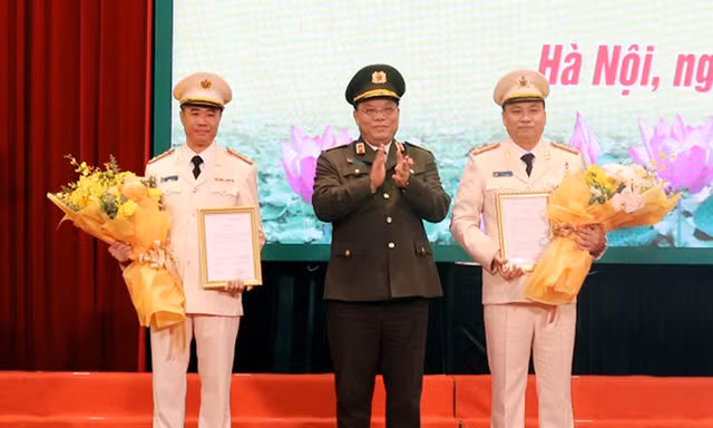 Bổ nhiệm hai Phó Giám đốc Công an thành phố Hà Nội
