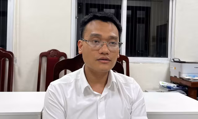 Một phó chủ tịch UBND thị trấn ở Hà Nội bị bắt vì sản xuất cồn y tế giả