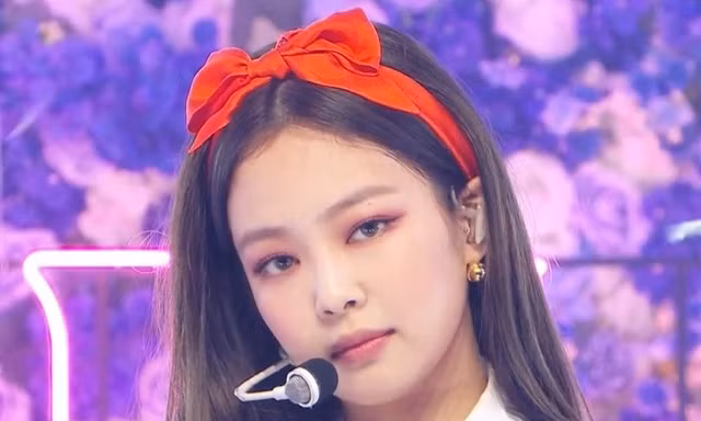 Cập nhật các xu hướng tóc mới nhất từ sàn diễn và Tiktok, đơn giản mà hay ho cực kỳ!