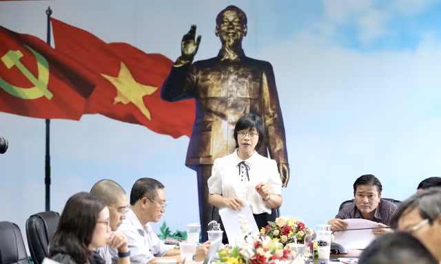 Bà Nguyễn Thị Thanh Lịch tại buổi làm việc triển khai nhiệm vụ Giải Tiền Phong Marathon 2021