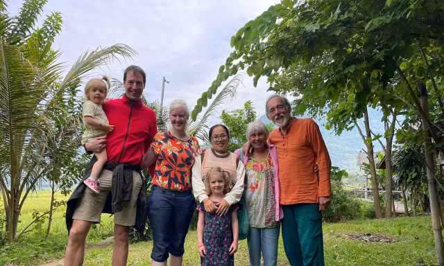 Cô gái Thái thành bà chủ homestay, 'chắp cánh' nghề thổ cẩm quê hương 